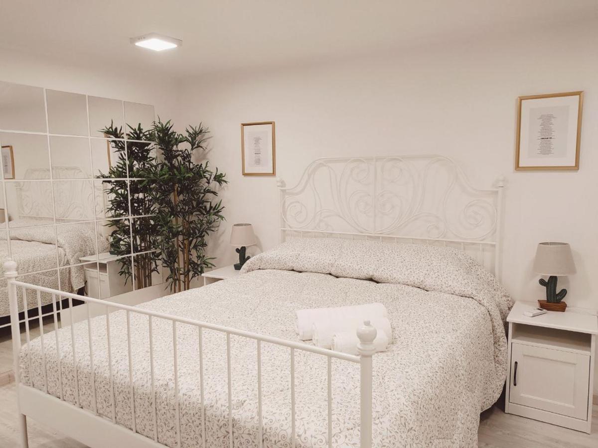 Interno25 Apartman Taranto Kültér fotó