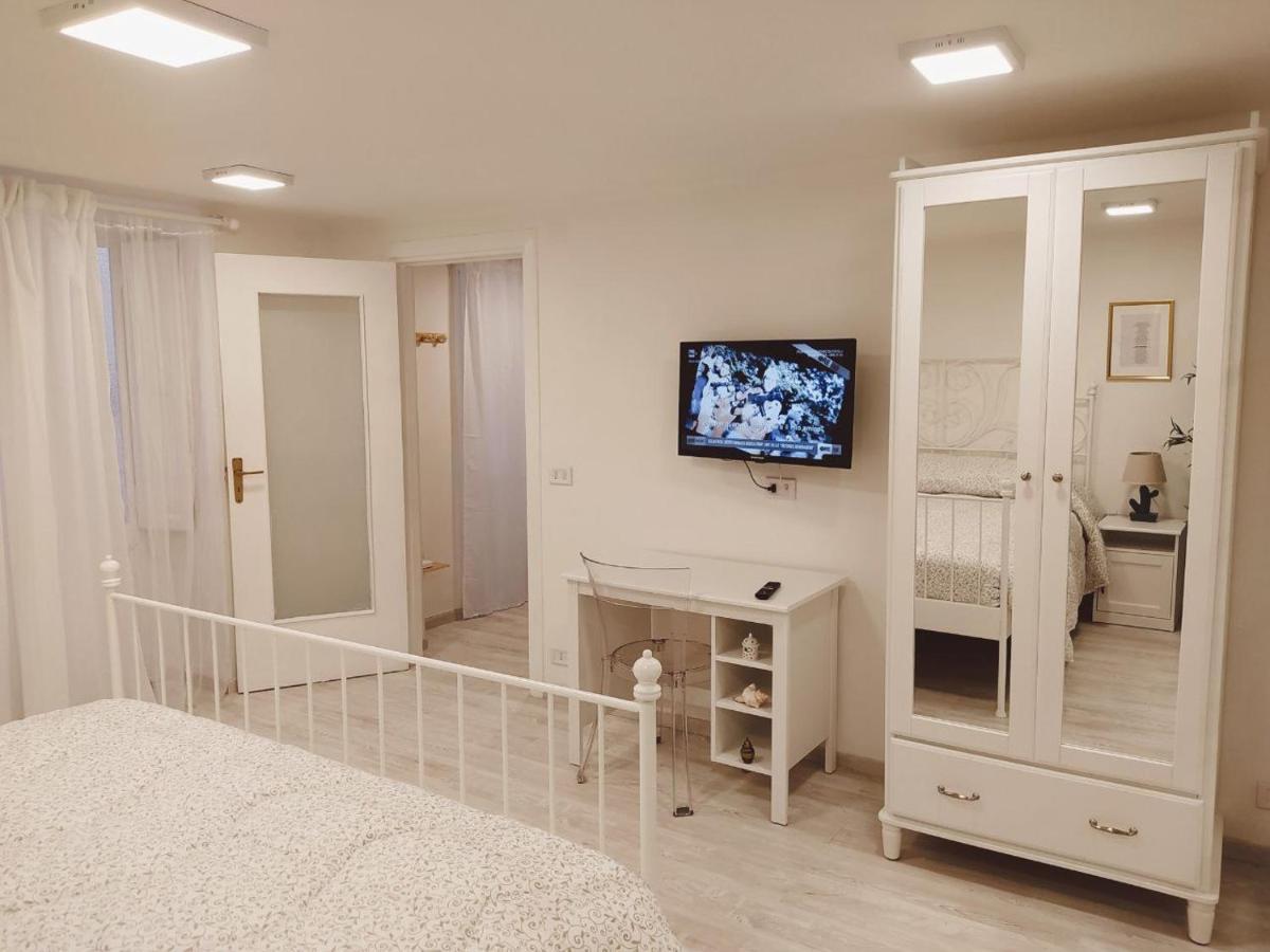 Interno25 Apartman Taranto Kültér fotó